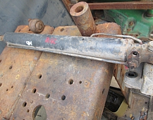 23978 цилиндр подъёма кабины Mercedes Actros  0025535405  0025536605 0025538405 0025538805