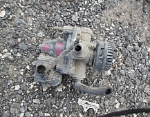 23928 Кран клапан ускорительный Mercedes actros 2001