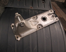 24179  5010552371 Кронштейн кабины задний  Renault Magnum DXI рено