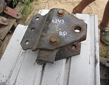 24243 Кронштейн передней рессоры рено премиум 5010269561