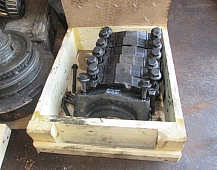 24166  Бугель блока цилиндров  рено магнум MACK440