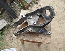 24185  1409341 Кронштейн кабины передний левый Scania 4 скания