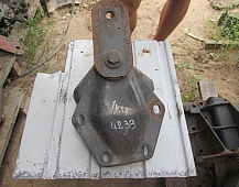 24239 Кронштейн крепления передней рессоры Iveco 8161651