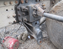 24015 Кронштейн крепления задней рессоры Renault VOLVO 7482137342