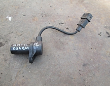 24449   500306772 0281002 Датчик коленвала Iveco Stralis курсор 8