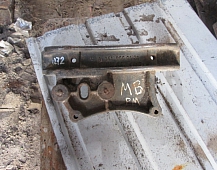 24272  9416660426 Кронштейн переднего бампера левый Mercedes ACTROS мерседес