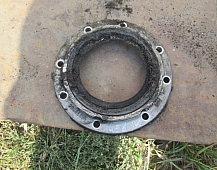 24458  99466465 Крышка сальника коленвала передняя Iveco Stralis курсор 8