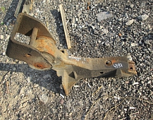 24397  9428915320  Кронштейн кабины левый Mercedes Actros мерседес