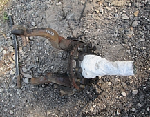 24428  1607404 3988997 Цапфа поворотный  кулак левый  volvo F12