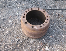 24407  Тормозной барабан задний под колодку  220мм  volvo F12