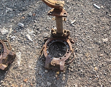 24401 Опорный диск 1610410 1610412 1610414 1610440 L230  1610424 1610430 1610420 1610432 1610423 L285 1610423 1610432 1610436 1610438 L370 1609891 1609893 L415 1610434 L200 1697963 1697965 1697961 1698728 1698730 3090955 1697214 1610434 1610440 Тормозной механизм задний левый в сборе VOLVO F12 volvo F12