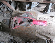 24205  1076908 Кронштейн крепления передней рессоры Volvo Задний левый Volvo FH12 вольво