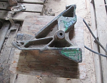 24202  1404478 Кронштейн переднего бампера правый нижний Scania 4 скания