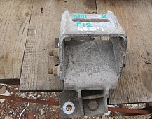 24604 Кронштейн подушки КПП правый  вольво Volvo F12 1678356 1618503