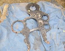 24678 Плита двигателя передняя CAT15 caterpiller 15 катерпиллер15