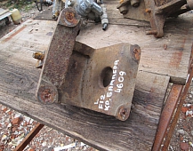 24609 Кронштейн переднего бампера левый вольво Volvo F12 1621421