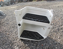 24644  5010578876 5010544030 5010544027 Подножка правая в сборе Renault Premium DXI11