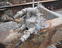 24627 Кран управления тормозами прицепа вольво Volvo F12 1607887