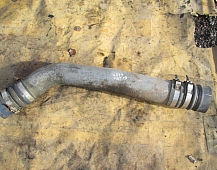 24879  Патрубок интеркулера CAT15 3406E Freightliner FLA FLB фредлайнер