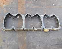 24873 Проставка головки блока цилиндров с проводкой  CAT15 3406E  Freightliner FLA FLB фредлайнер