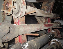 25577 кардан карданный вал флянец 8 болтов диаметр 90 мм длина 1460 мм с подвесным подшипником