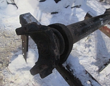 25591 кардан карданный вал фредлайнер Freightliner Volvo VNL  длина 1200 мм с подвесным подшипником  диаметр трубы 116 м