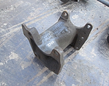 29775 25307  9414610240 941461261002  кронштейн ГУРа Mercedes Actros мерседес