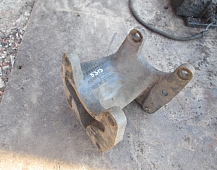 25313  9404610240 кронштейн ГУРа Mercedes Axor мерседес