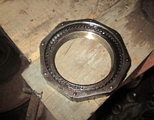 25363 Freightliner FLA FLB фредлайнер CAT3406 гайка ступицы задней 3762455