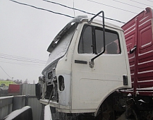 25499 Кабина мерседес 2629 6X4 Mercedes белая