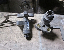 25943  4410501200 41200708  81259370040 0035422618  кран уровня пола пневмоподвески универсальный MAN TGL TGM TGA TGS TGX Bus Iveco MB