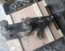 26215  Рено Премиум DXI11 восток 3 кронштейн рессоры передней задний 5010532467 7484099249