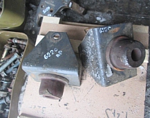 26220  Рено Премиум DXI11 восток 3 отбойник 5010383949 5010557922 5010557920