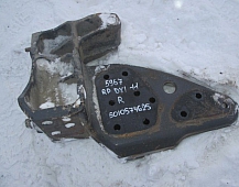 25967 Рено Премиум DXI11 восток 3 кронштейн крепления торсиона  5010574625 5010532966 20585719