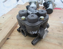 26342  Кран 4-х контурный защитный Knorr 0481062310 AE4162  MERCEDES MAN мерседес ман