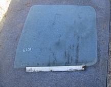 26703 Мерседес Актрос стекло двери опускное левое 9417200420