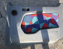 26731 Мерседес Актрос обшивка двери правая 941720570 9417201070