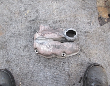 26774 SCANIA DSC12 02  крышка клапанная 1409133 1470652