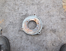 26783 крышка крепления насоса гура  23527261  detroit