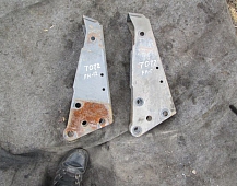 27072 Volvo FH12 D12A кронштейн замка кабины 1076698