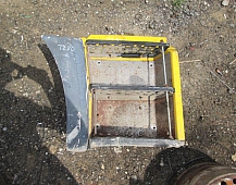 27280  Подножка правая 81615100226 81615100268 81615100262 81615105196 81615105162 MAN F2000 TGA D2866LF28