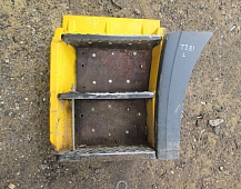 27281  Подножка левая 81615100225 816151051161 81615100267 81615100263 81615105197 MAN F2000 TGA D2866LF28