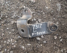 27317  Кронштейн держатель переднего стабилизатора левый 81437400133 MAN F2000 TGA D2866LF28