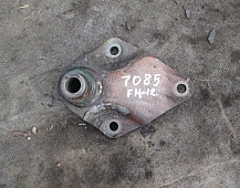 кронштейн цилиндра подъёма кабины нижний вольво 1075787 Volvo FH12 D12A