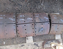 VOLVO FH12 колодка задняя барабанная вольво 220 мм