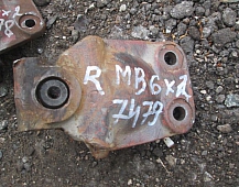 27479 Mercedes 2219L 6x2 серьга передней рессоры 3523220201