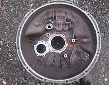 28058 Mercedes Actros КПП G210-16 колокол 9452611801 9452602712 9452600111