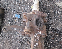 27431 Mercedes 2219L 6x2 385.528 цапфа поворотный кулак левая 3856380805 383320001 3853322401 3853322001
