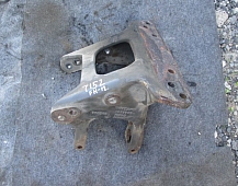 кронштейн передней рессоры передний левый 1629505 960216 VOLVO FH12 D12A