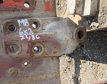 27486 Mercedes 2219L 6x2 кронштейн передней рессоры задний 3833220101